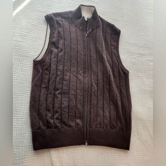 Brown Sleeveless Zip-Up Sweater Vest